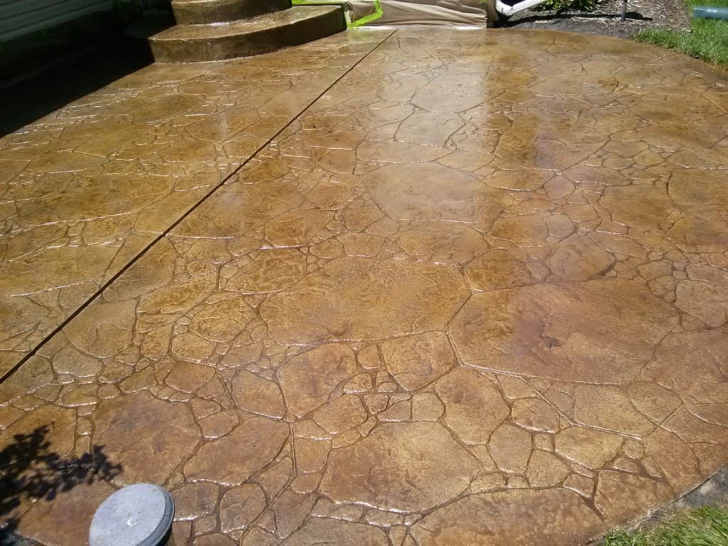 Colour and Stain Options for Outdoor Concrete photo 1