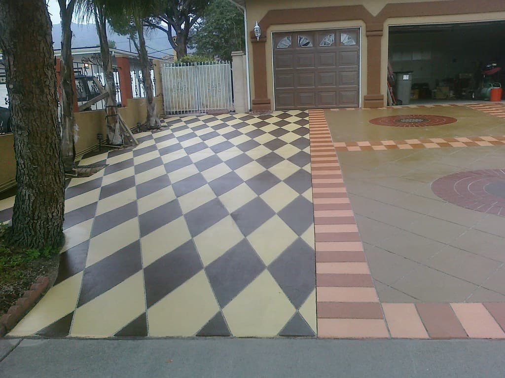 Broom Finish vs. Exposed Aggregate vs. Stamped: Every Concrete Finish Compared photo 3