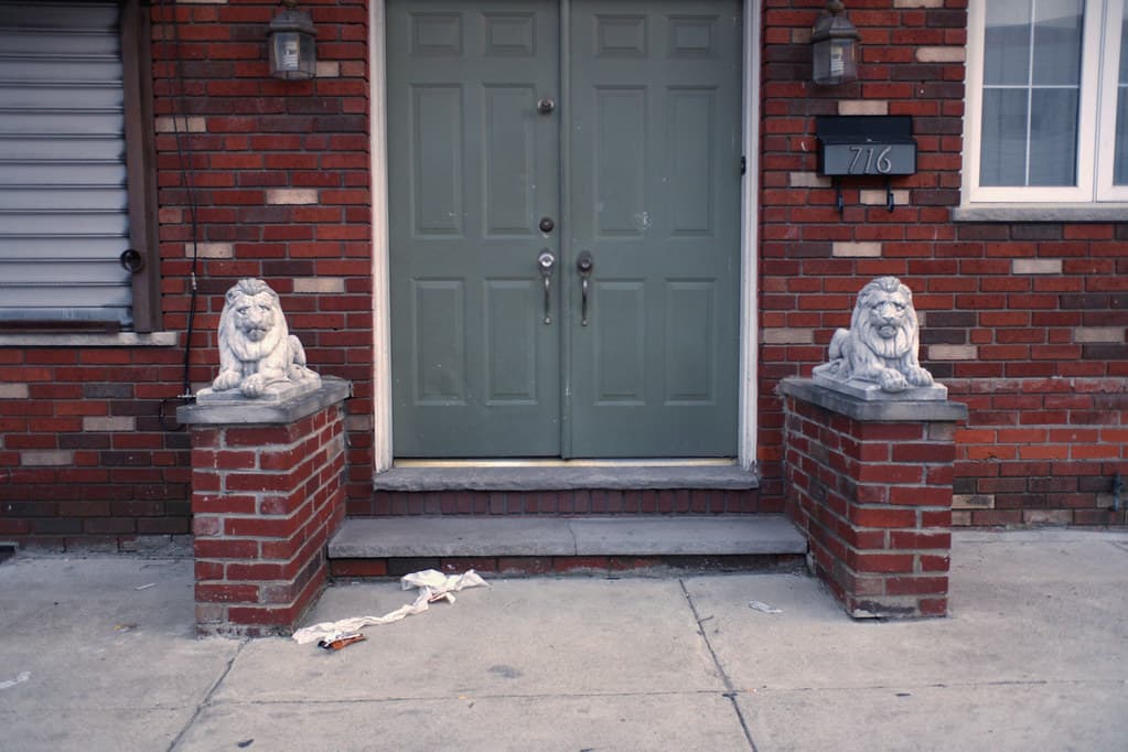 Concrete Steps and Ontario Building Code: Rise, Run, and Railings Explained photo 4
