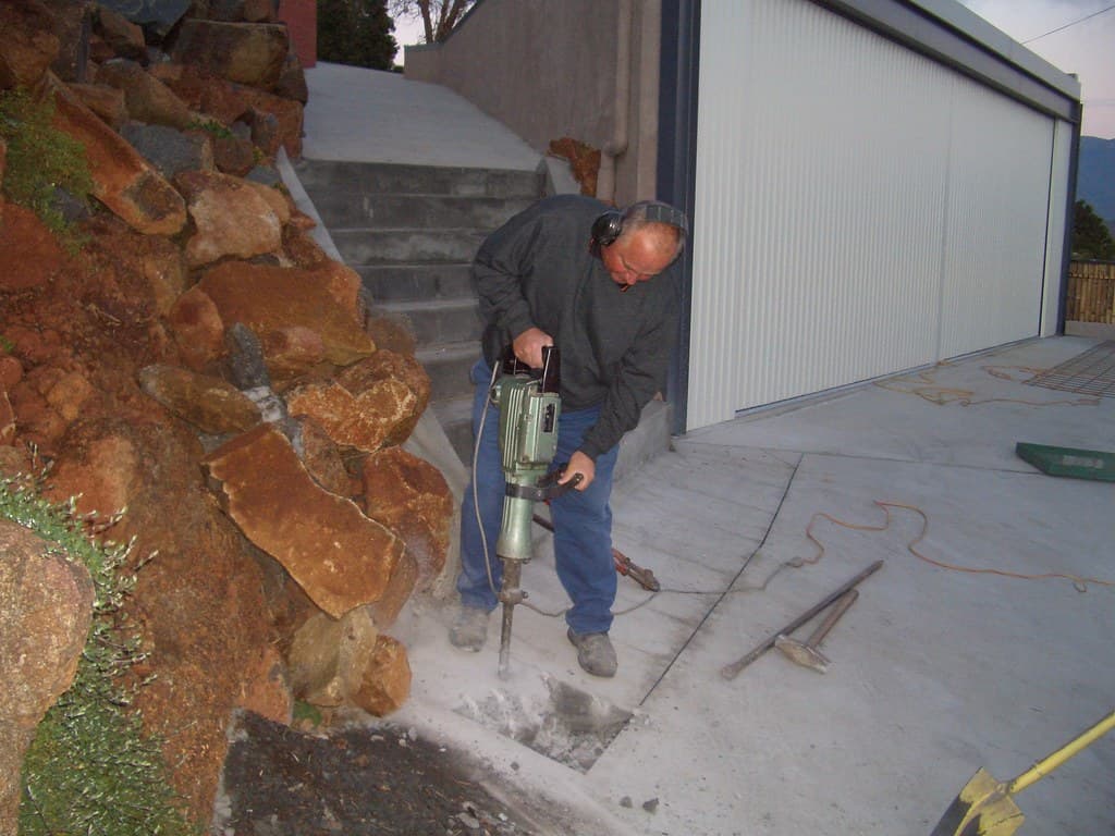 Concrete Driveway Cost Per Square Foot in Ontario: What Drives the Price photo 1