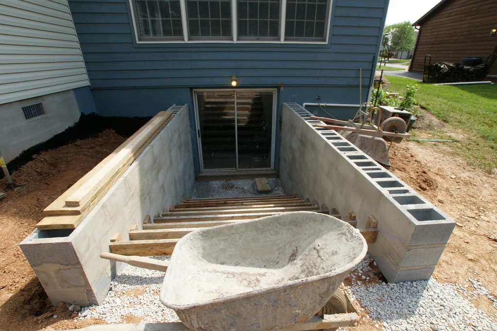 How Ontario's Freeze-Thaw Cycle Actually Damages Concrete (and What Stops It) photo 2
