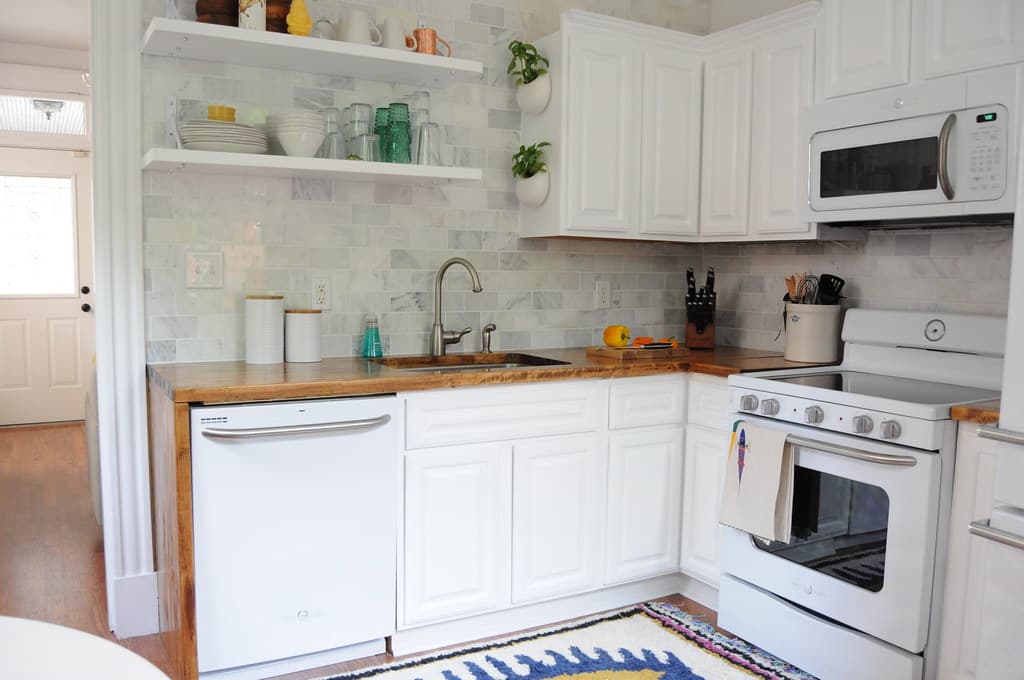 Kitchen Backsplash Materials Compared photo 2