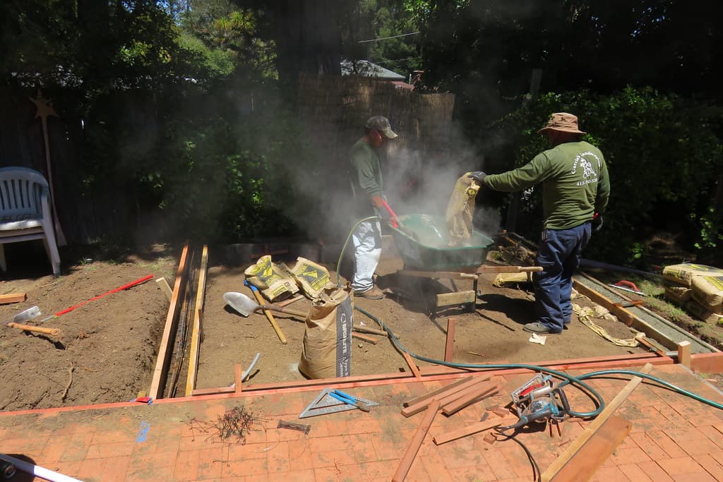 Outdoor Concrete in Ontario: Patios, Walkways, Steps, and Pool Decks photo 4