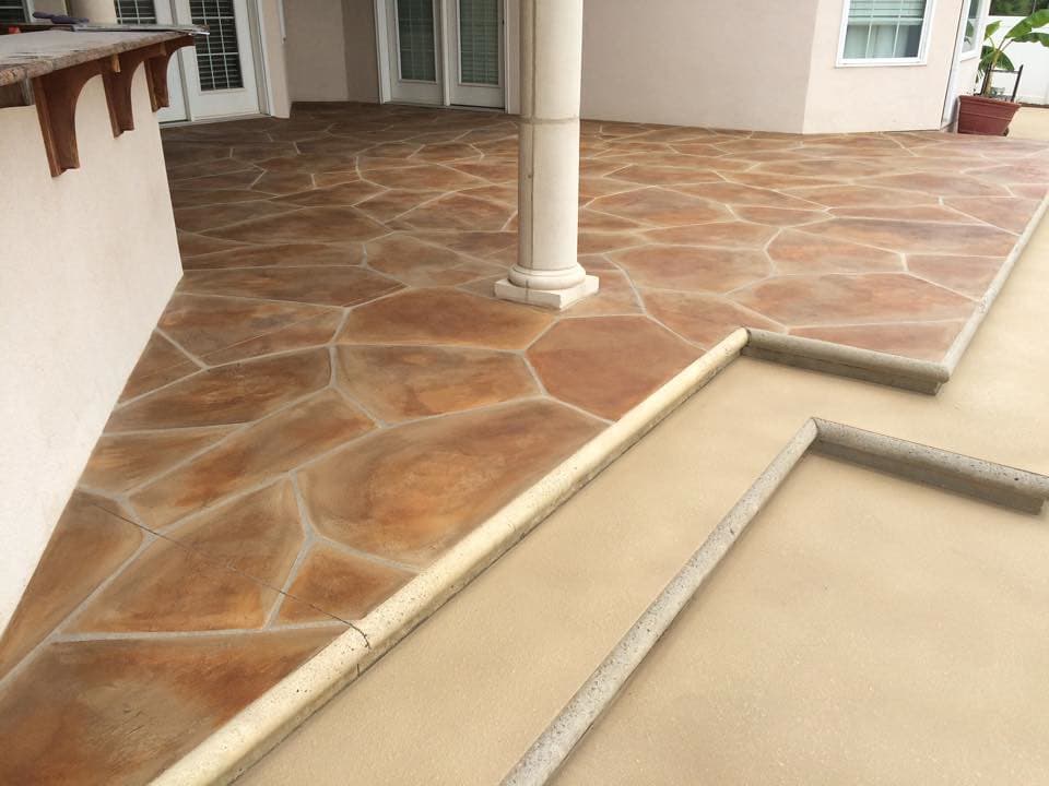 Combining Concrete Patios with Pergolas and Outdoor Kitchens photo 2
