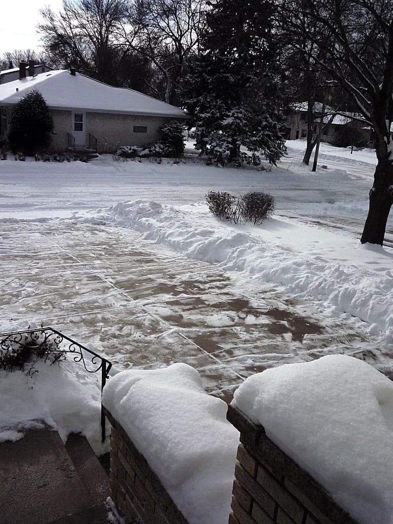 Caring for a Concrete Pool Deck Through an Ontario Winter photo 4