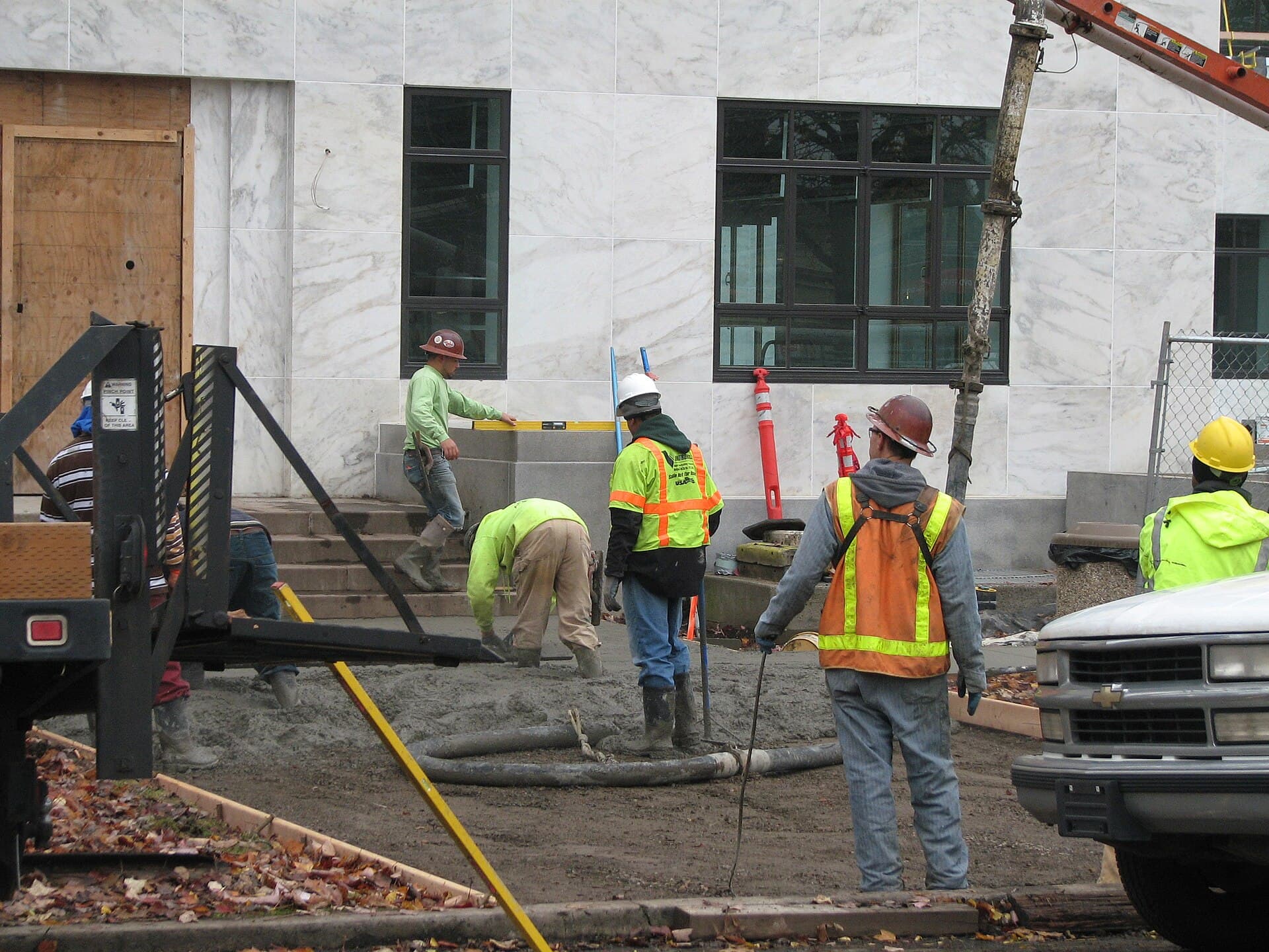 Best Time of Year to Pour a Concrete Driveway in Ontario photo 2