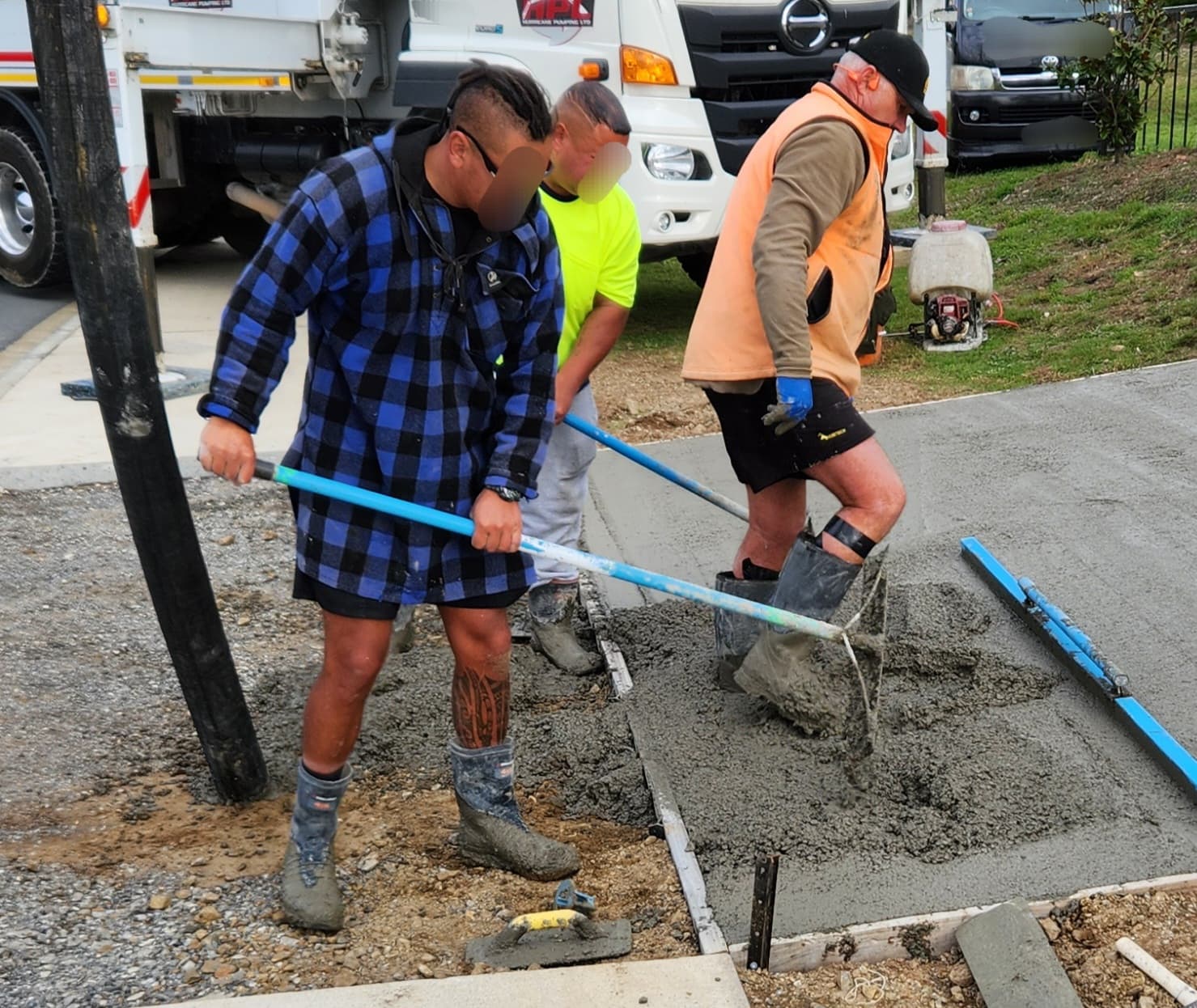 Best Time of Year to Pour a Concrete Driveway in Ontario photo 1