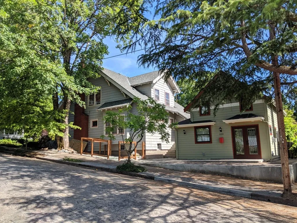 Basement Suite vs. Garden Suite vs. Laneway House photo 3