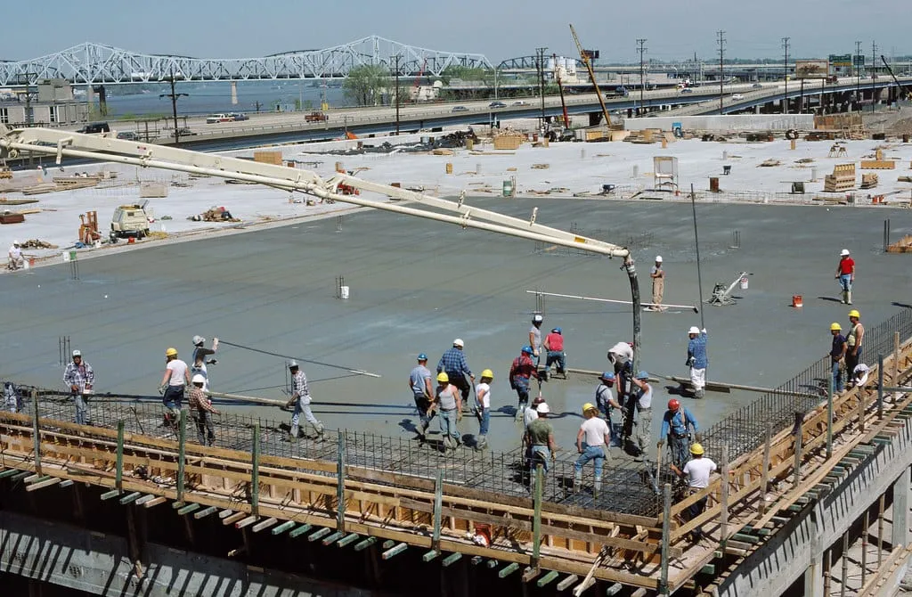 Commercial Concrete vs. Residential: What Actually Changes photo 1