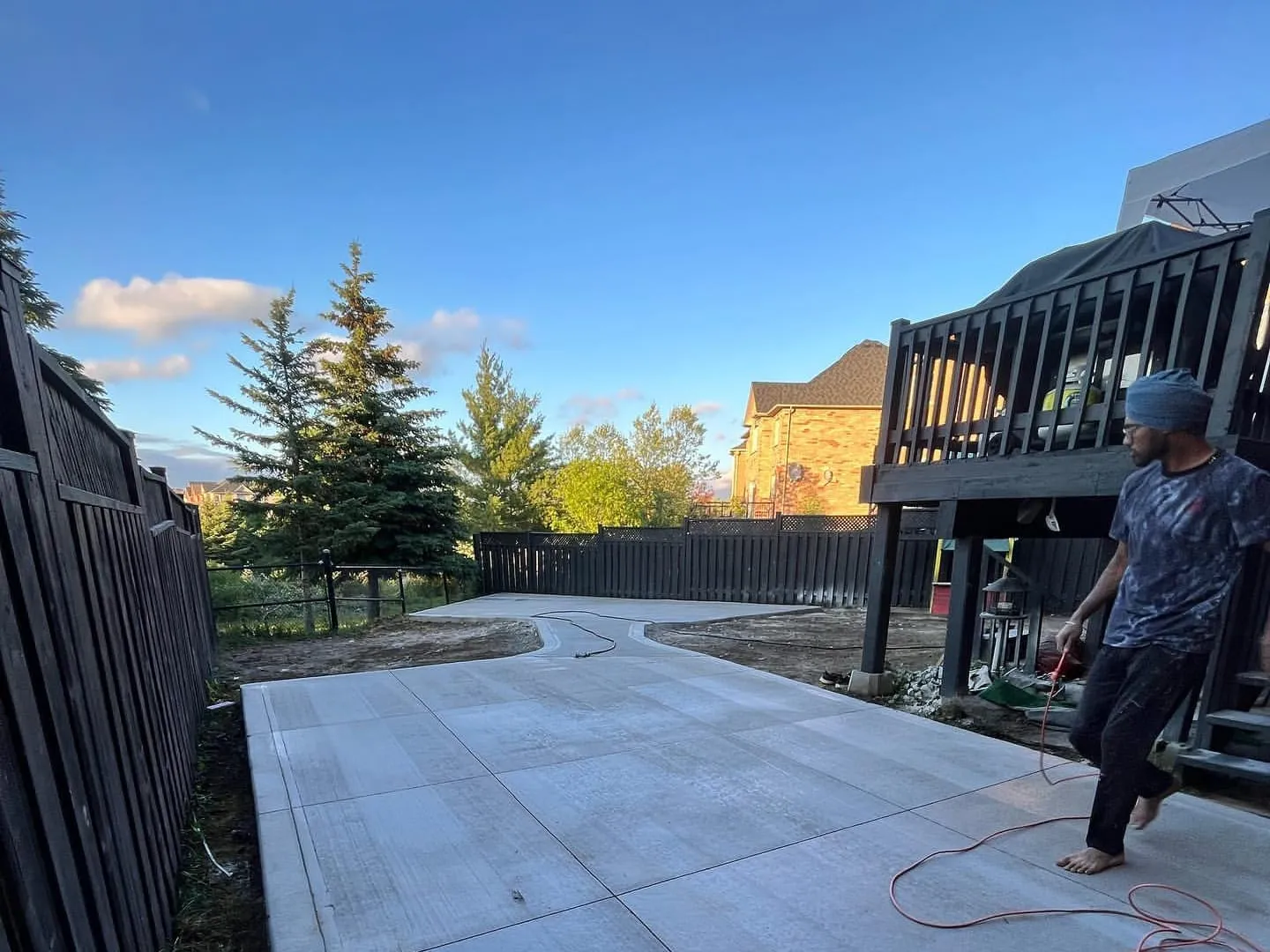 Combining Concrete Patios with Pergolas and Outdoor Kitchens photo 2