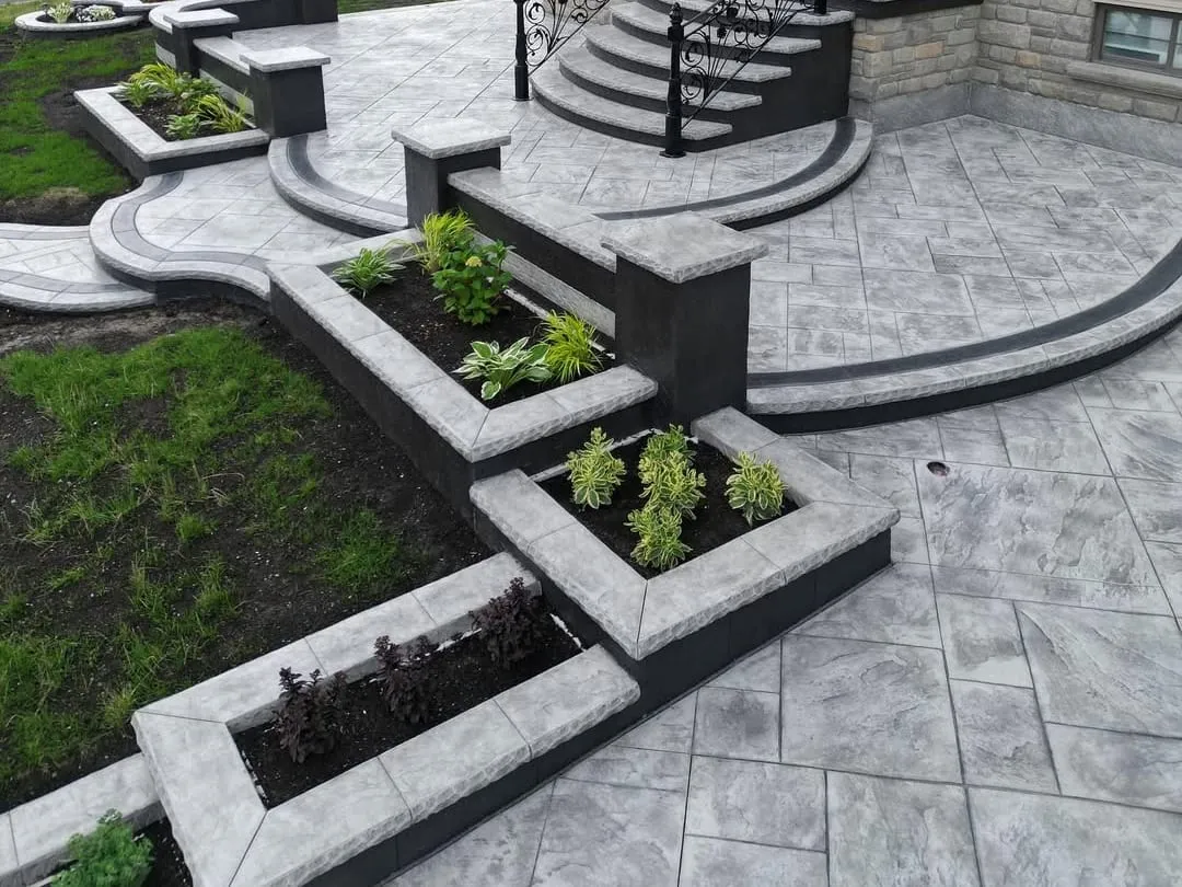 Concrete Steps and Ontario Building Code: Rise, Run, Railings photo 3