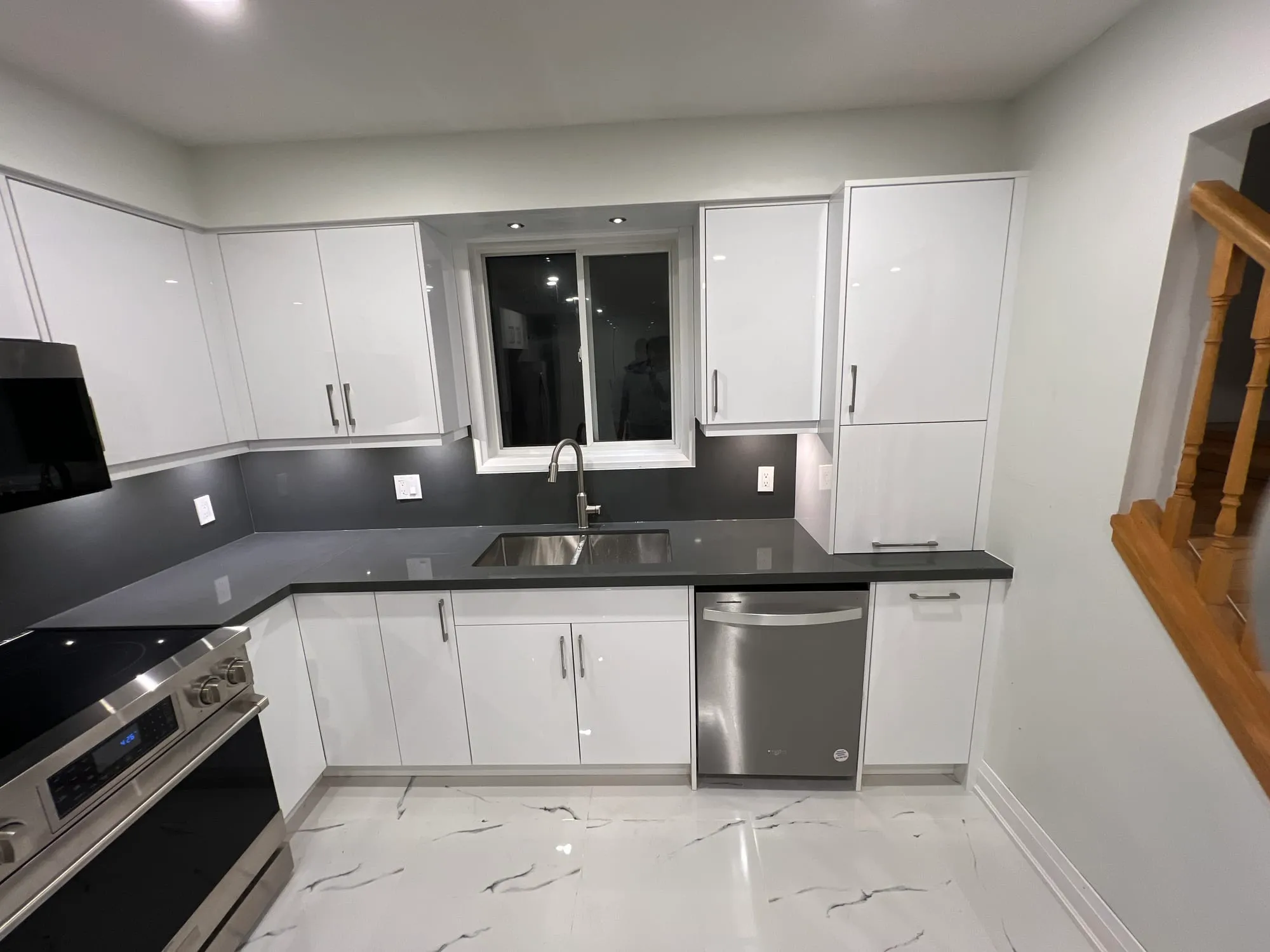 Kitchen Backsplash Materials Compared