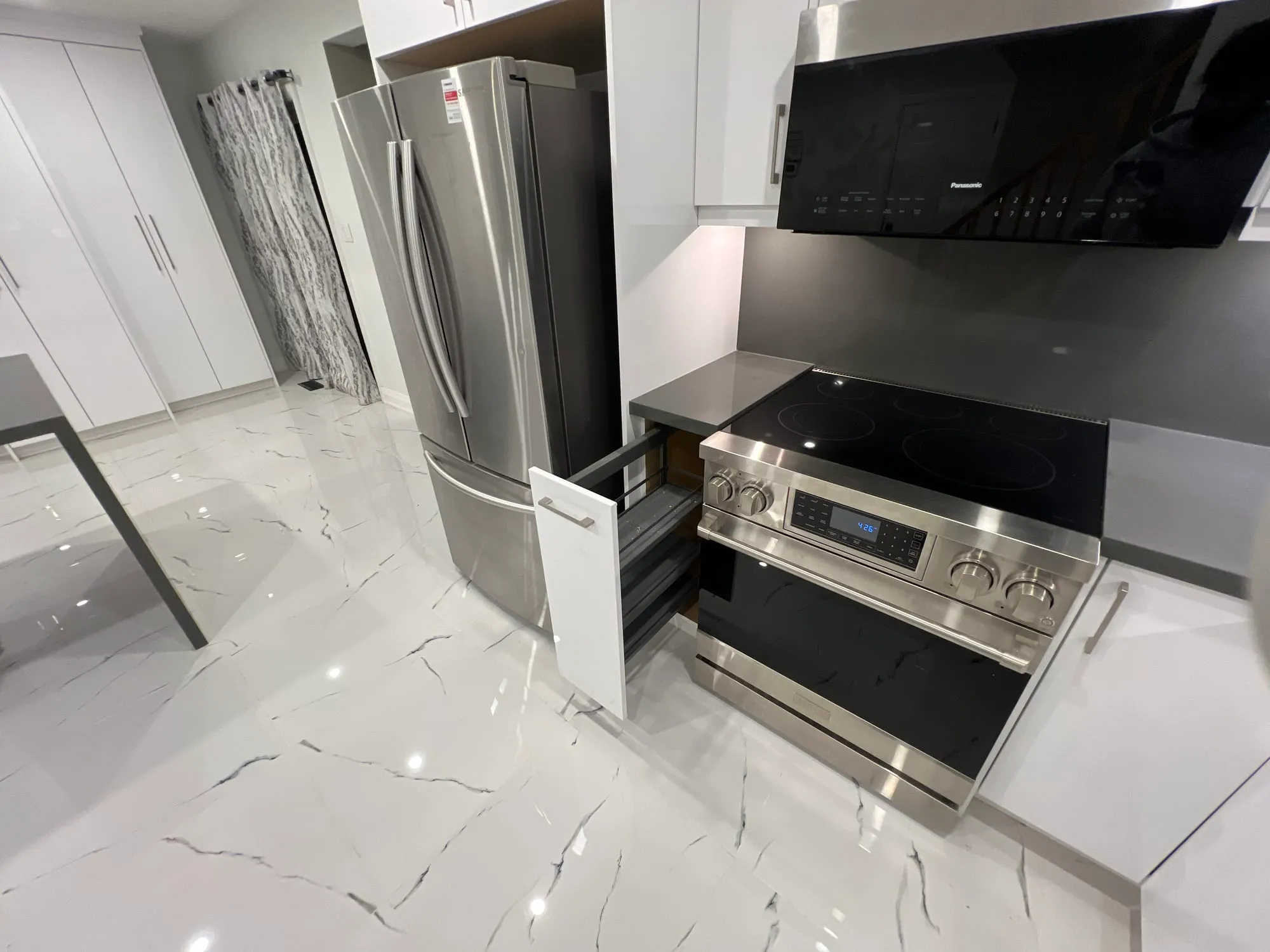 Kitchen Backsplash Materials Compared photo 4