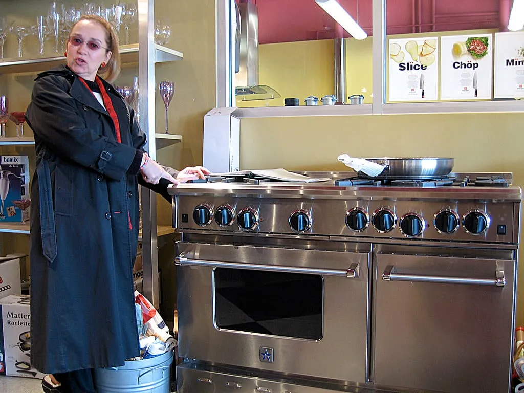 Kitchen Renovation in Ontario: A Complete Budgeting and Planning Guide photo 3