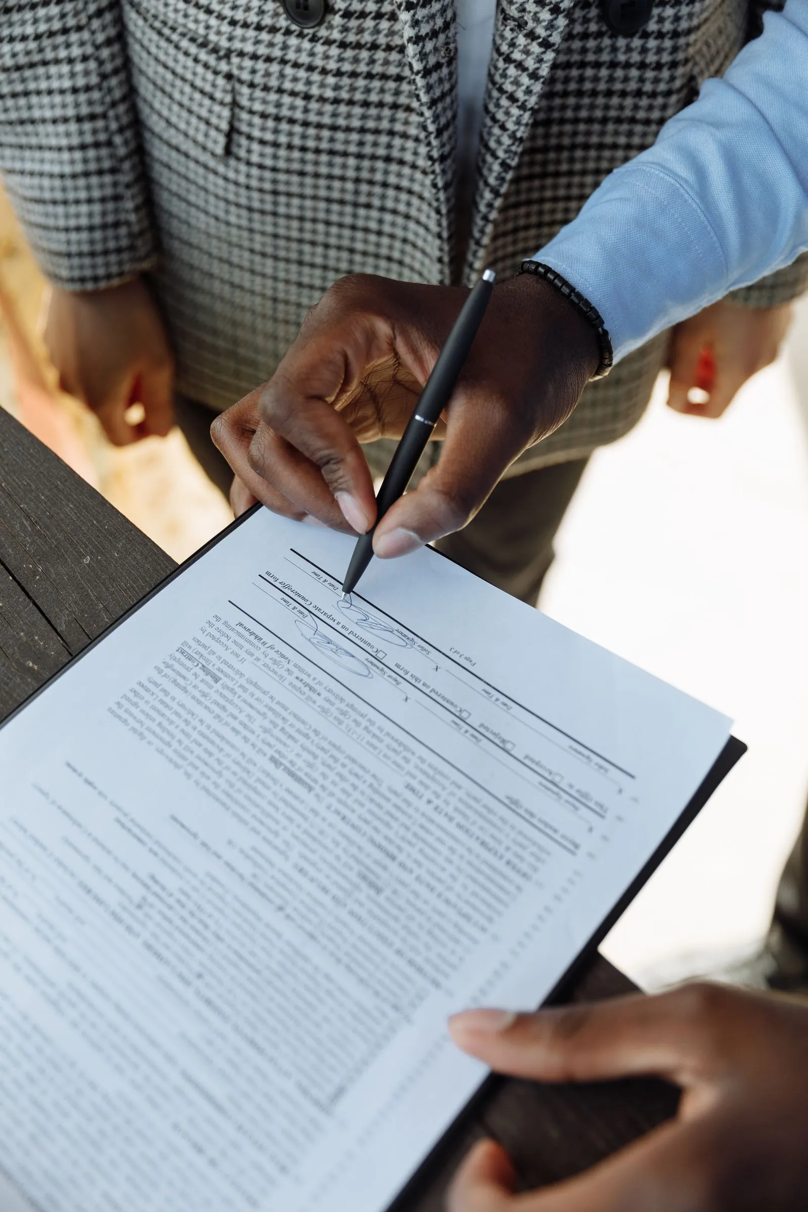 Red Flags to Watch for When Hiring a Renovation Contractor
