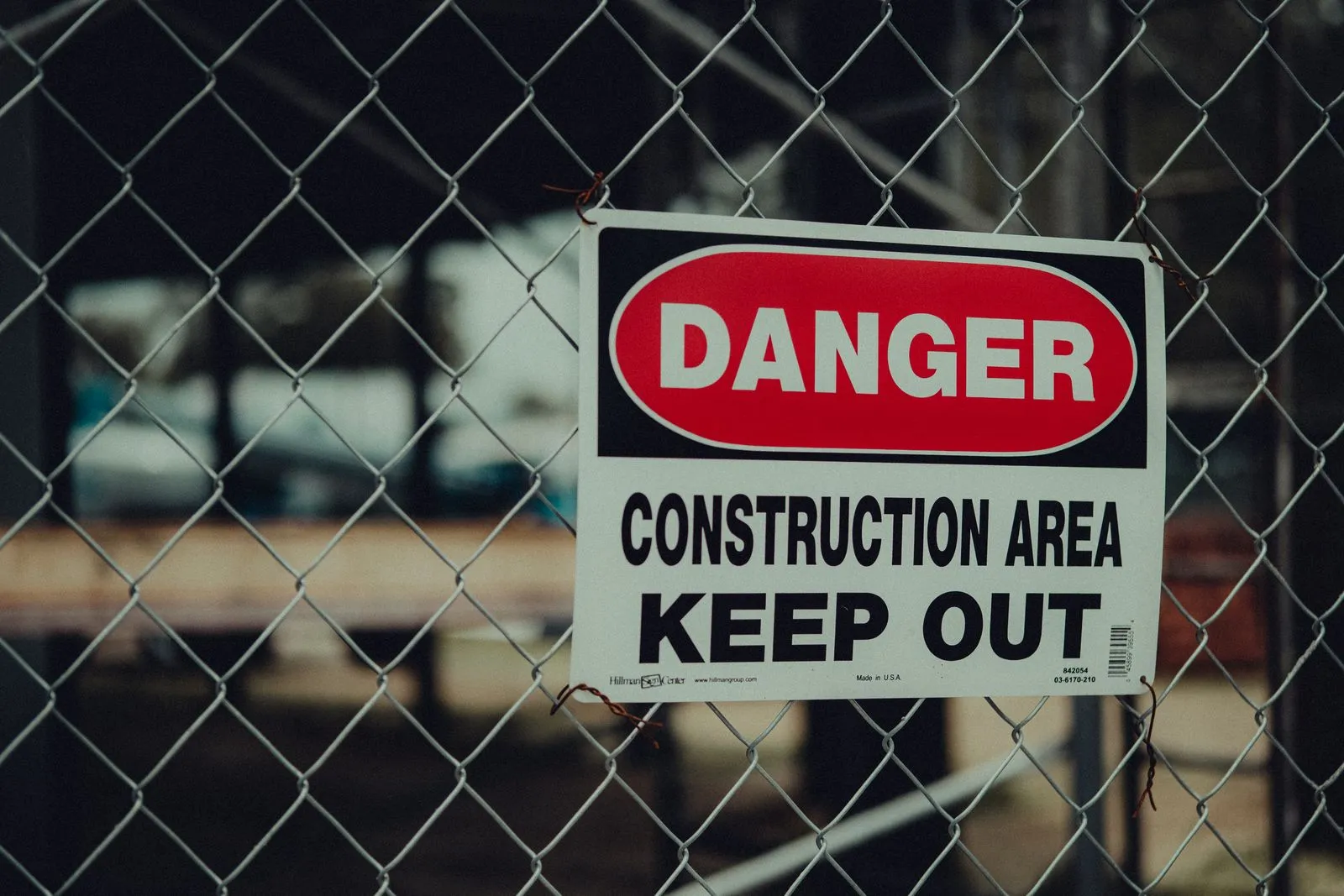 Red Flags to Watch for When Hiring a Renovation Contractor photo 2