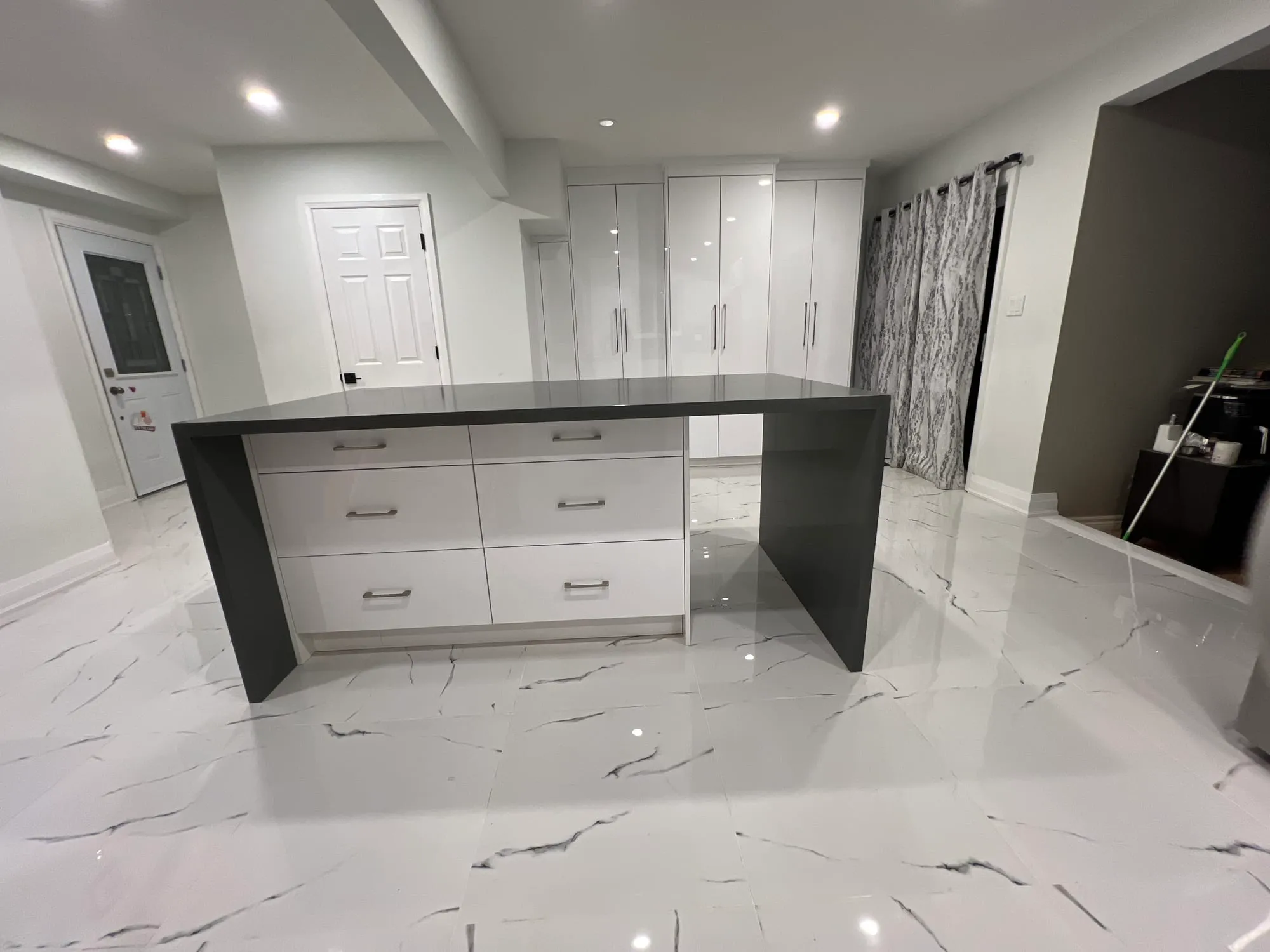 Small Kitchen Renovation Ideas That Don't Cut Corners photo 4