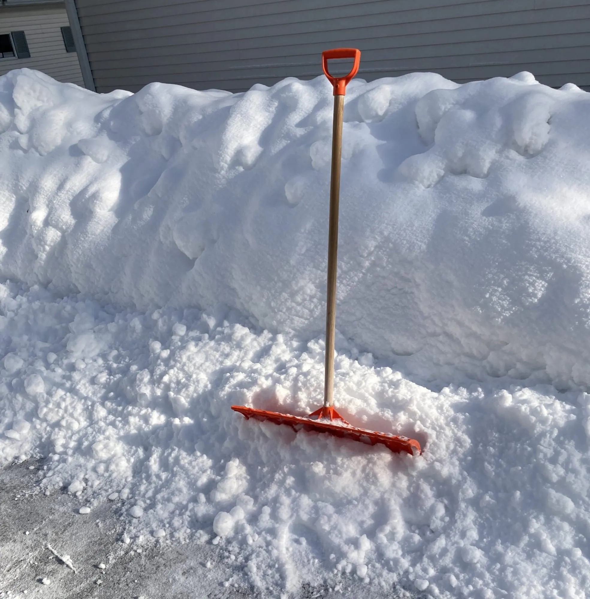 Snow Load and Ice: What It Means for Outdoor Concrete Structures photo 1