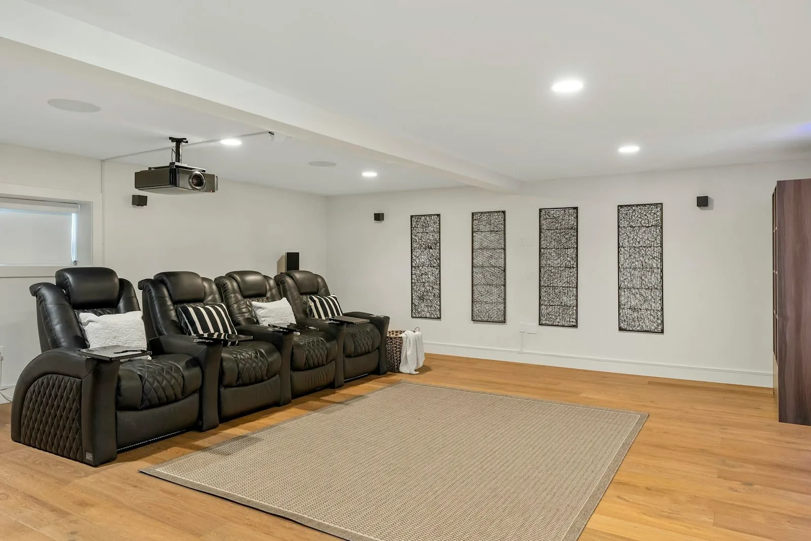 Mississauga Legal Basement Suite photo 2