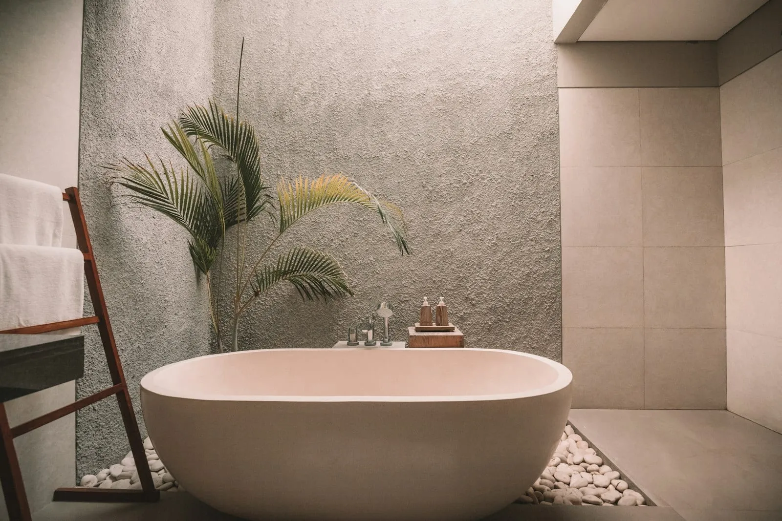 Hamilton Spa Ensuite photo 3